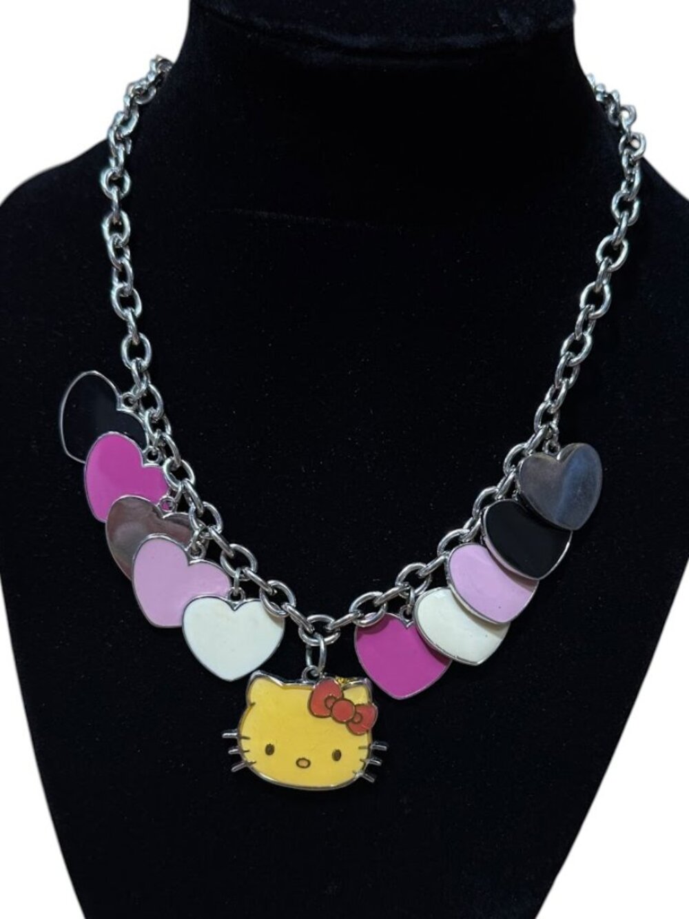 Hello Kitty 2010 Rare Heart Charm Necklace